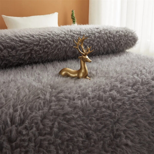 Fluffy soft solid color Lamb Fleece Mattress Upholstered Bed Tatami Mattress Topper Winter Student Dormitory Sleeping Pad - 图片 5